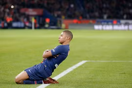 Mbappe đi vào lịch sử Ligue 1.