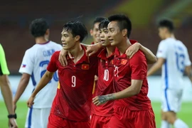 Tuấn Tài tiếp tục được Hữu Thắng tin dùng. (Ảnh: Quốc Khánh/TTXVN)