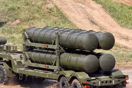 Tổ hợp tên lửa S-500 Prometey. (Nguồn: nationalinterest.org)