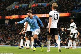 Brahim Diaz lập cú đúp giúp Man City giành chiến thắng.