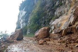 Mưa lớn kéo dài gây nhiều thiệt hại tại một số địa phương