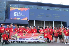 Cổ động viên 'hâm nóng' trận đấu U23 Việt Nam - U23 UAE