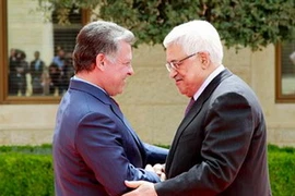 Quốc vương Jordan Abdullah II và Tổng thống Palestine Mahmoud Abbas. (Nguồn: AFP)