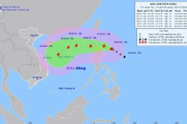 Đường đi của bão Yinxing lúc 13h ngày 6/11/2024. (Ảnh: TTXVN phát)