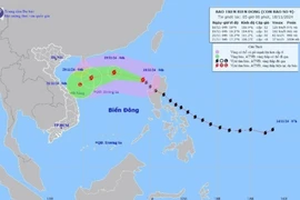 Hướng di chuyển của bão số 9 lức 4h ngày 18/11. (Ảnh: TTXVN phát)