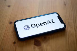 Biểu tượng của tập đoàn công nghệ Mỹ OpenAI. (Ảnh: AFP/TTXVN)
