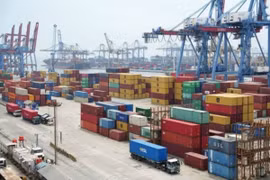 Hội nghị đề xuất giải pháp thời gian tới, gồm hợp tác về thương mại và đầu tư. (Ảnh: Getty Images/TTXVN)