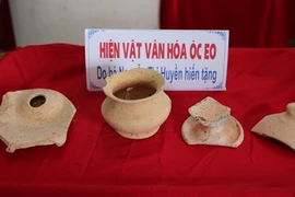 Hiện vật văn hóa Óc Eo. (Ảnh minh họa: TTXVN)