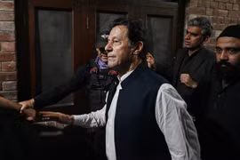 Cựu Thủ tướng Pakistan bị kết án 3 năm tù giam về tội tham nhũng
