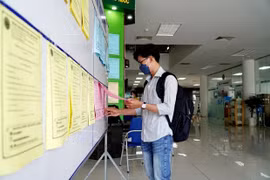 Cảnh báo hiện tượng lừa đảo đưa người sang làm việc lương cao tại Lào