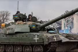 Anh chính thức xác nhận kế hoạch gửi xe tăng chủ lực đến Ukraine