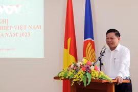 Gỡ vướng mắc cho doanh nghiệp Việt đầu tư, kinh doanh tại Campuchia