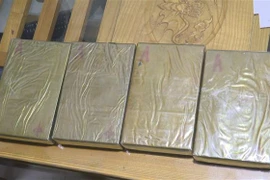 Lào Cai bắt giữ 3 đối tượng vận chuyển trái phép 22 bánh heroin