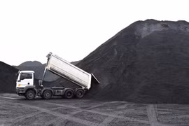 Dự báo nhu cầu dầu mỏ, khí đốt lần đầu đạt đỉnh trong những năm tới