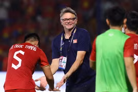 HLV Troussier hài lòng về tinh thần thi đấu quyết tâm của U22 Việt Nam