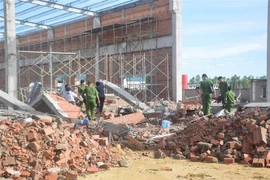 Bình Định: Bắt tạm giam 2 bị can trong vụ sập tường ở khu công nghiệp