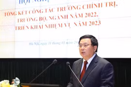 Tiếp tục đổi mới đồng bộ, toàn diện công tác trường chính trị