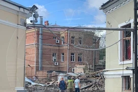 Nga: Tên lửa được cho là phát nổ gần quán càphê, 7 người bị thương