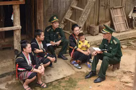 Bộ đội Biên phòng chung tay giúp người dân biên giới giảm nghèo