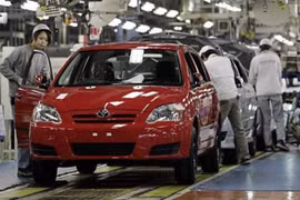 Doanh số bán hàng của Toyota ghi nhận mức cao nhất từ trước đến nay