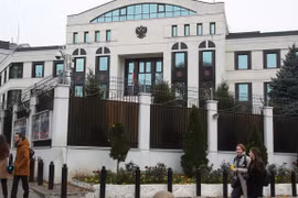 Moldova trục xuất 45 nhà ngoại giao và nhân viên sứ quán Nga