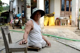 Dân nhường đất cho nhà máy Dung Quất vẫn mòn mỏi chờ "sổ đỏ" 