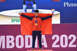 Trần Minh Trí giành huy chương Vàng, phá kỷ lục SEA Games ở môn cử tạ 