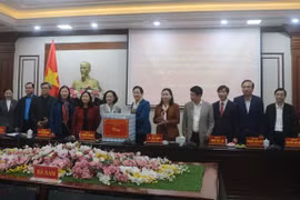 Ủy viên Bộ Chính trị Trương Thị Mai thăm, chúc Tết tại tỉnh Hà Nam