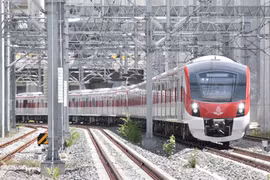 Khởi hành tàu khứ hồi chở hàng đầu tiên giữa Trung Quốc-Lào-Thái Lan