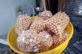 Thanh Hóa: Làng nghề bánh nhãn Hồi Xuân gia tăng sản xuất phục vụ Tết