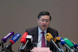 Quan chức Trung Quốc và Nga thảo luận về quan hệ song phương