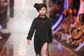 Cuối tuần qua, lần đầu tiên IVY kids đã ra mắt công chúng Thủ đô với tuyên ngôn 'Trẻ em cũng cần mặc đẹp.'