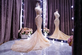 Chiếc đầm lộng lẫy mà Phương Nga sẽ mặc trong đêm chung kết cuộc thi.