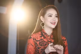 Minh Hằng trong tập đầu tiên phát sóng The Face Vietnam 2018.