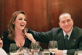 Ông Berlusconi sẽ kết hôn lần thứ ba vào tháng 6 tới