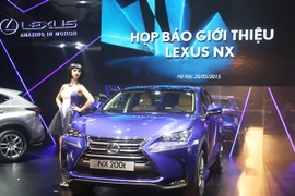 Mẫu xe Lexus NX200t - xe địa hình hạng sang cỡ nhỏ với mức giá 2,4 tỷ đồng tại Việt Nam. (Ảnh: Việt Hùng/Vietnam)