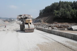 Đường tránh ngập Yên Bái: Tiến độ bị "ngâm" vì chưa có mặt bằng