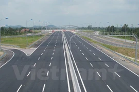 Đoạn tuyến cao tốc Hà Nội-Hải Phòng đã được thông xe và đưa vào khai thác. (Ảnh: Việt Hùng/Vietnam+)