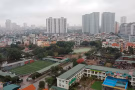 Chất lượng không khí tại các quận nội thành Hà Nội đã "xanh" trở lại. (Ảnh: Hùng Võ/Vietnam+)
