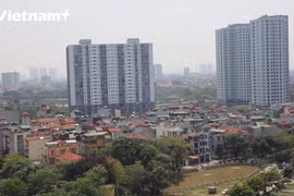 Thị trường bất động sản có thể sẽ "đông vui" trở lại vào cuối quý 3/2020. (Ảnh: Hùng Võ/Vietnam+)