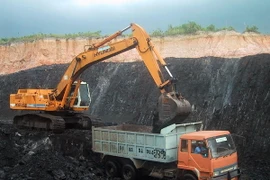 Indonesia đặt mục tiêu đạt 400 triệu tấn than năm 2014