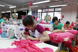 Phó Thủ tướng: Nam Định cần quan tâm hỗ trợ doanh nghiệp