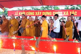 Cầu nguyện hòa bình cho Biển Đông và động thổ xây chùa Xã Tắc