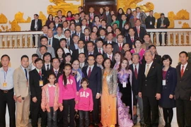 Phó Thủ tướng kêu gọi nêu cao tinh thần hướng về biển đảo