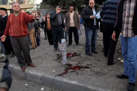 Hiện trường một vụ đánh bom ở Cairo. (Nguồn: AFP/TTXVN)