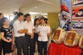 Phú Thọ: Trưng bày 120 tư liệu, bản đồ quý về Hoàng Sa, Trường Sa