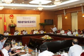 Thẩm tra dự án Luật ban hành văn bản quy phạm pháp luật 