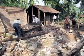 Hai người bị thương sau trận gió lốc lúc nửa đêm tại Lai Châu