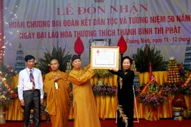 Truy tặng huân chương cho cố hòa thượng Thích Thanh Bình