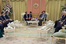 Ông Nguyễn Văn Nên hội đàm với Chủ tịch Hội đồng Lập pháp Quốc gia (Quốc hội) Thái Lan Pornpetch Wichitcholchai (Ảnh: Sơn Nam/TTXVN)